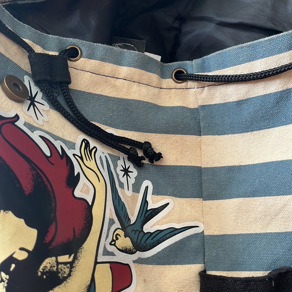 ✨Reduced DISNEY The Little Mermaid backpack - Ariel drawstring, pockets on sides - Picture 11 of 11